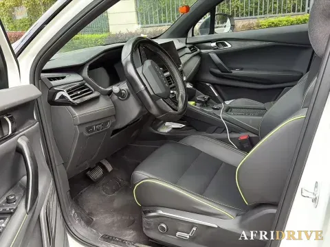 2023 LYNK&CO 06 2