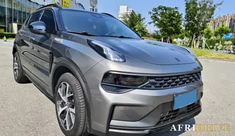 2021 LYNK&CO 01 5