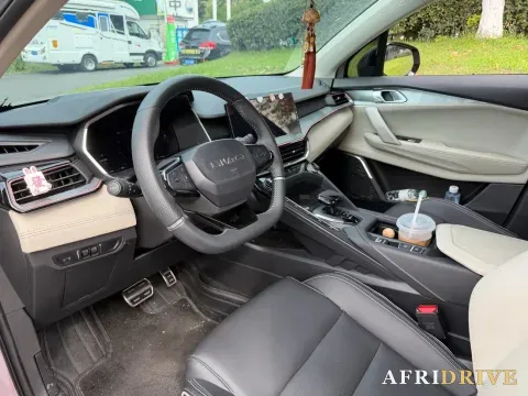 2022 LYNK&CO 02 2