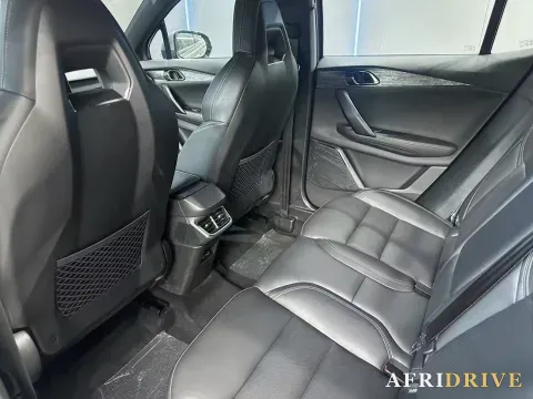 2023 LYNK&CO 06 4