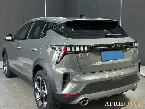 2023 LYNK&CO 06 5