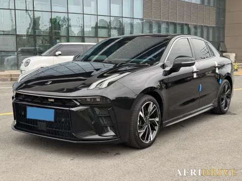 2023 LYNK&CO 03