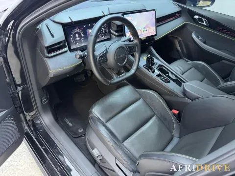 2023 LYNK&CO 03 5