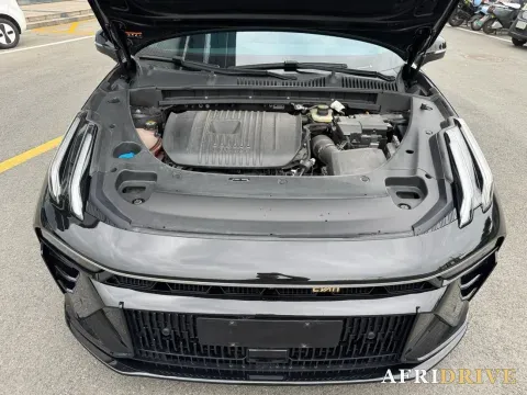 2023 LYNK&CO 03 8
