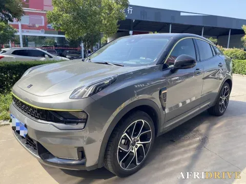 2022 LYNK&CO 05
