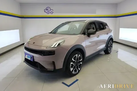 2023 LYNK&CO 03