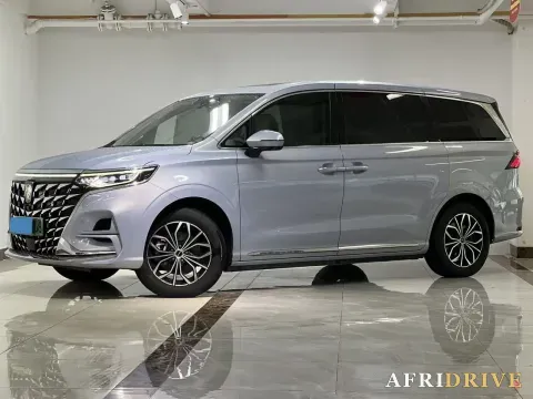 2022 Roewe iMAX8