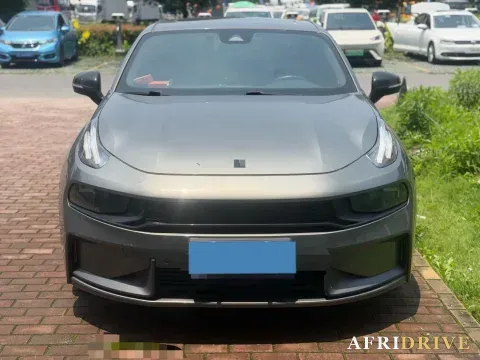2022 LYNK&CO 03 2