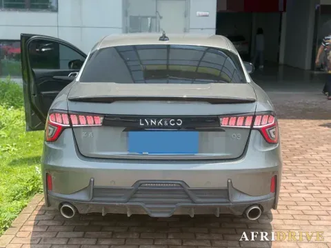 2022 LYNK&CO 03 4