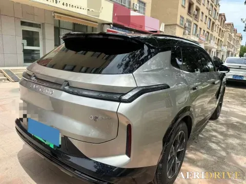 2026 LYNK&CO 08 EM-P 6