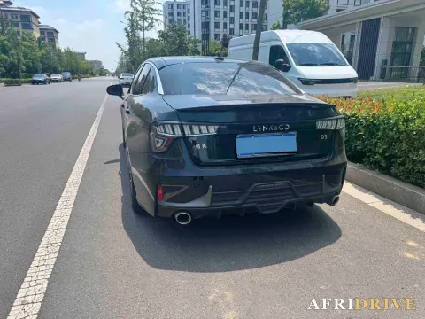 2022 LYNK&CO 03 3