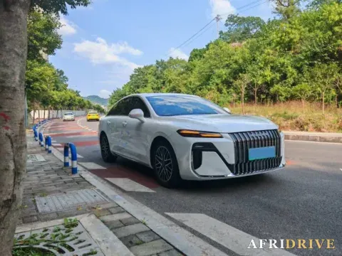 2025 Roewe M7 DMH 3