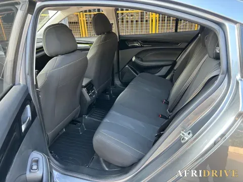 2021 Roewe i5 4