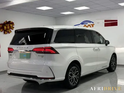 2022 Roewe iMAX8 7