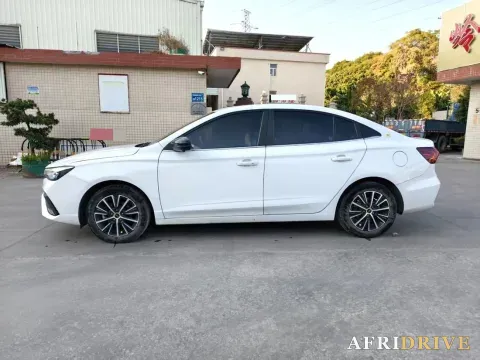 2021 Roewe i5 3