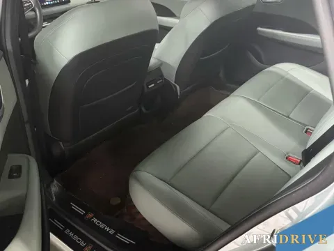 2025 Roewe D6 4