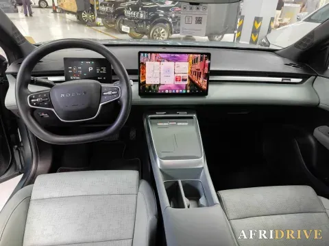 2025 Roewe D6 7