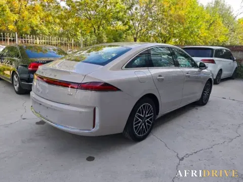 2025 Roewe M7 DMH 4