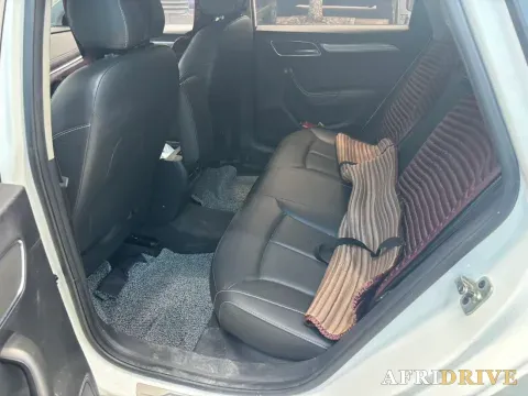 2020 Roewe i6 4