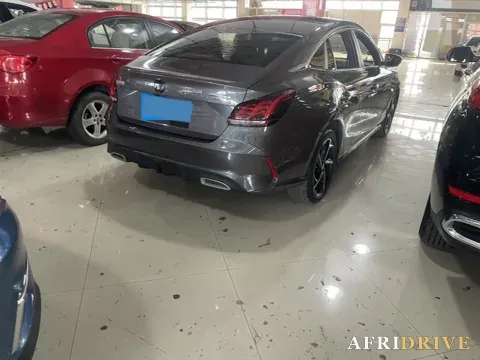 2021 MG 5 8