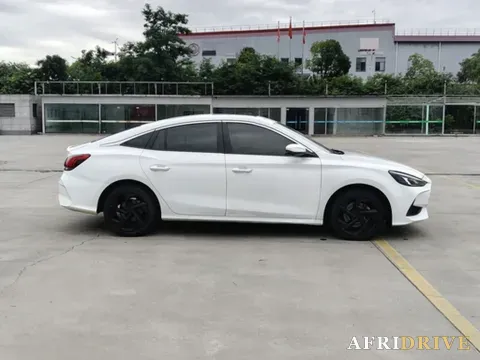 2021 MG 5 4