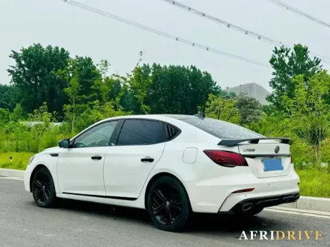 2020 MG MG6 8