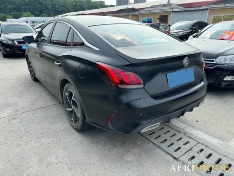 2021 MG 5 7