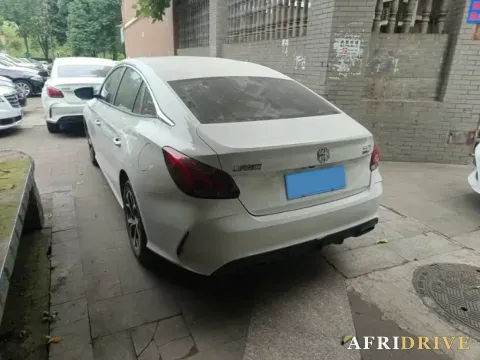2023 MG 5 4