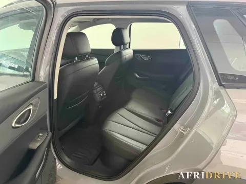 2025 BYD Sea Lion 05 EV 5