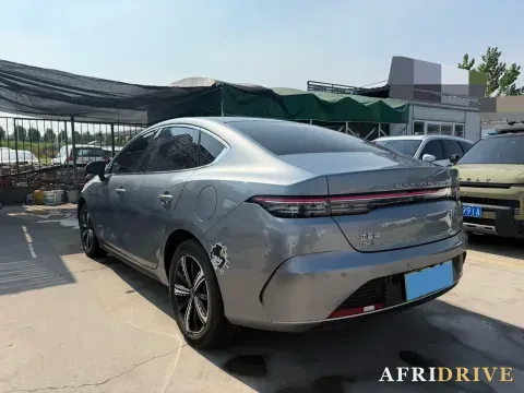 2022 ChangAn Oshan Z6 3