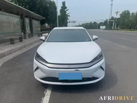 2025 BYD QinL 2