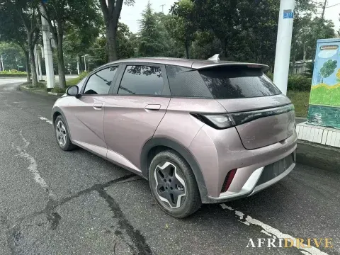 2021 Ford Escort 7