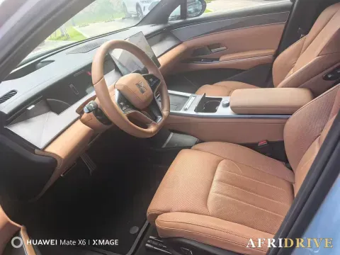 2025 BYD HanL 4