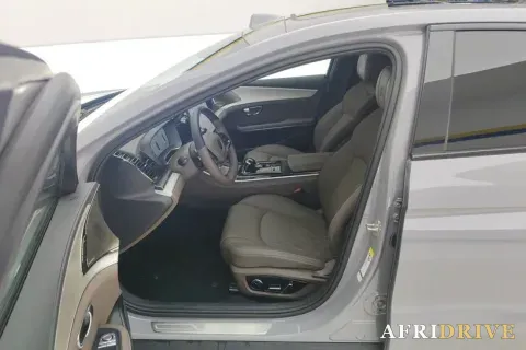 2025 BYD Han 5