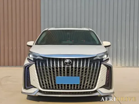 2024 Toyota Sienna 2