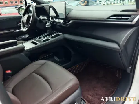 2021 Toyota Sienna 7