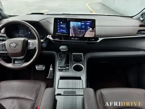 2021 Toyota Sienna 8