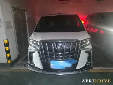 2021 Toyota Alphard 2