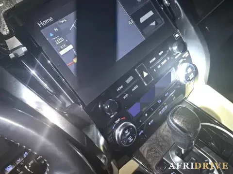2021 Toyota Alphard 7
