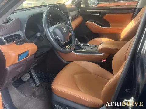 2022 Toyota Highlander 3
