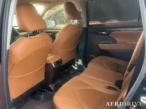 2022 Toyota Highlander 4