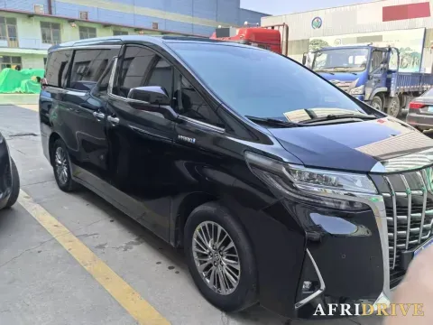2021 Toyota Alphard 2