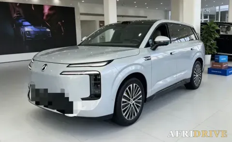 2025 Denza DenzaN8L