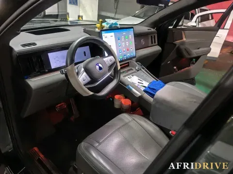 2025 Denza DenzaN8L 5