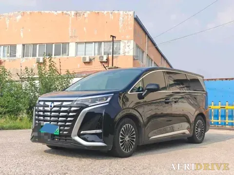 2022 Mercedes-Benz GLC Class