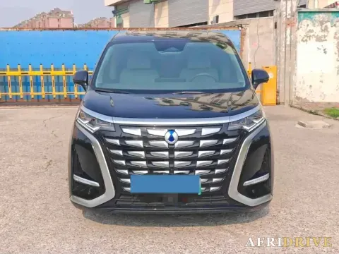 2022 Mercedes-Benz GLC Class 2