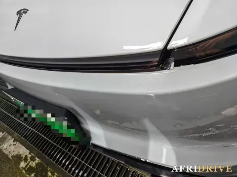 2026 Tesla Model Y 6