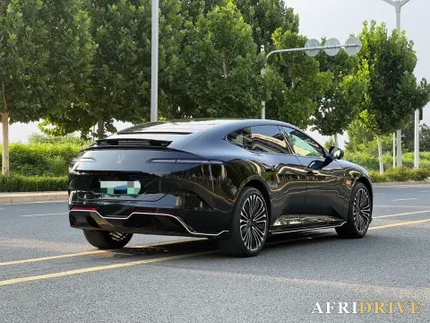 2024 Avatr 12 7