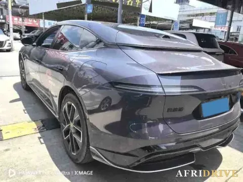 2025 Avatr 06 2