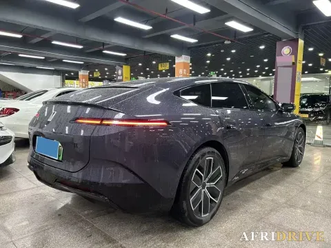 2024 Avatr 12 7